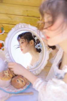 美女黑丝